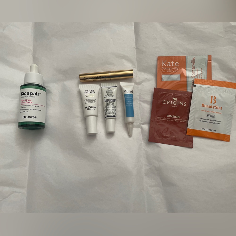Dr.Jart+ cicapair tiger grass camp drops + FREE SAMPLES